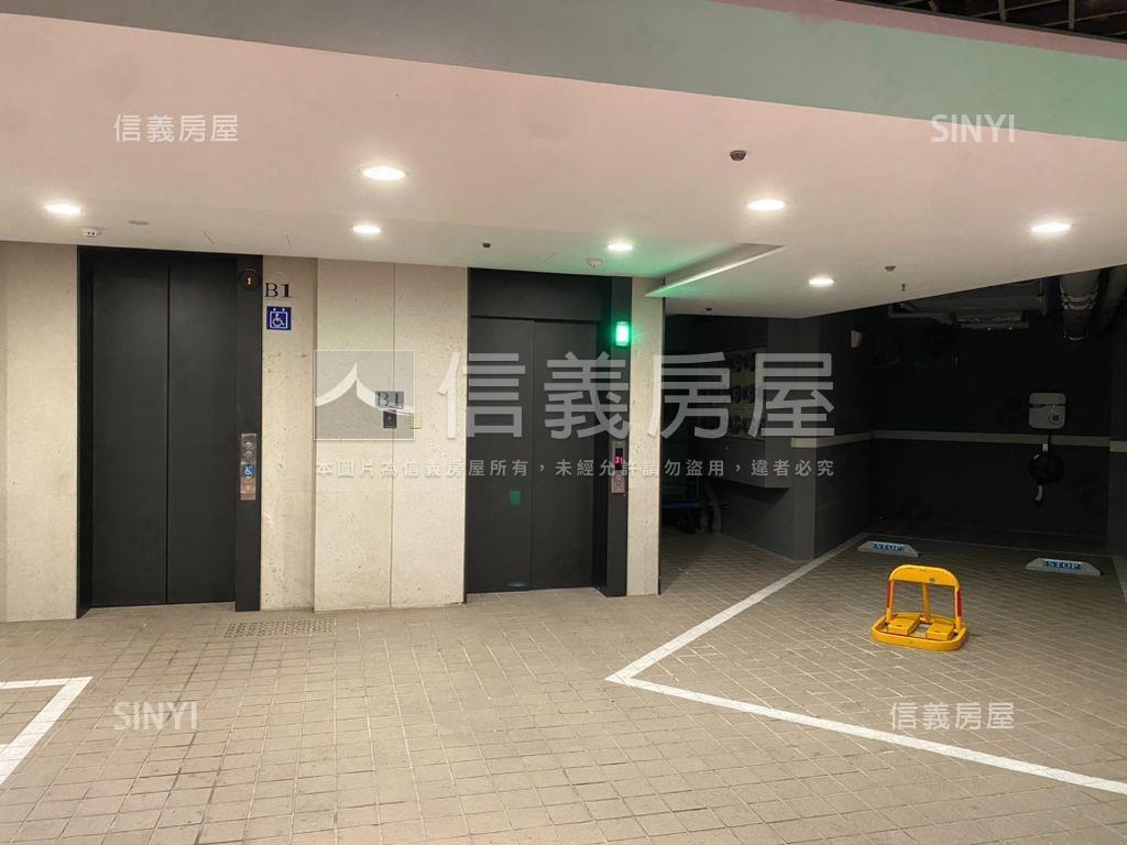 花齊匯★標準一房房屋室內格局與周邊環境