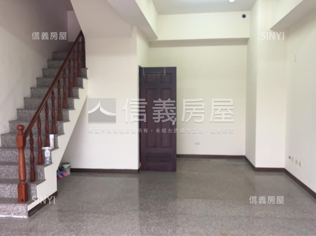 渴望園區家園計畫兩房車位房屋室內格局與周邊環境