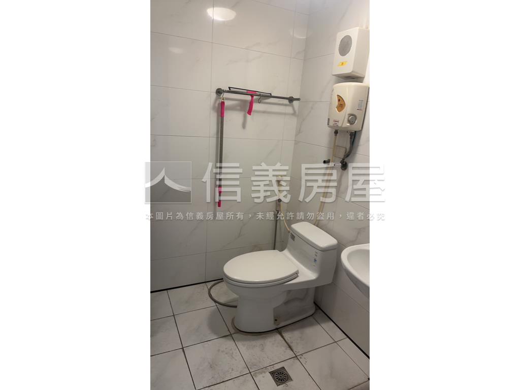 渴望園區家園計畫兩房車位房屋室內格局與周邊環境