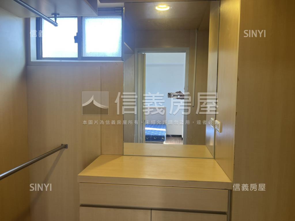渴望園區家園計畫兩房車位房屋室內格局與周邊環境