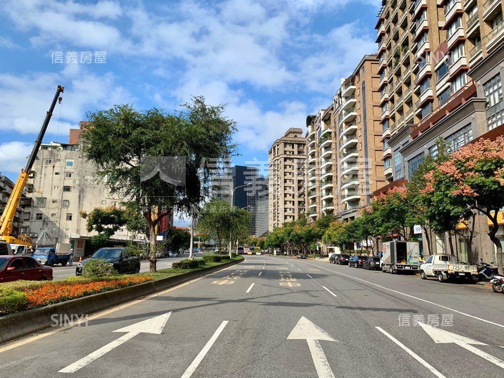 【精選】圓山帝寶稀有兩房房屋室內格局與周邊環境