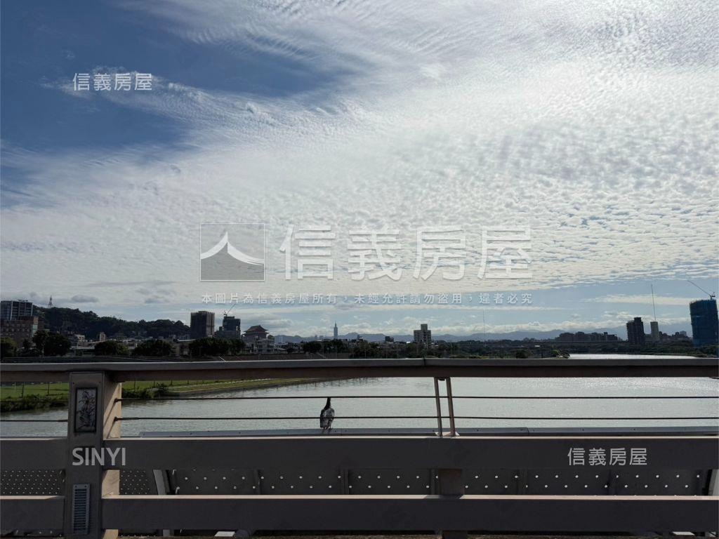 【精選】圓山帝寶稀有兩房房屋室內格局與周邊環境