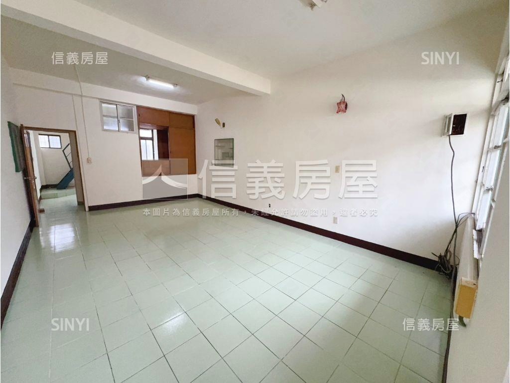 前庭後院．南北座向透天房屋室內格局與周邊環境