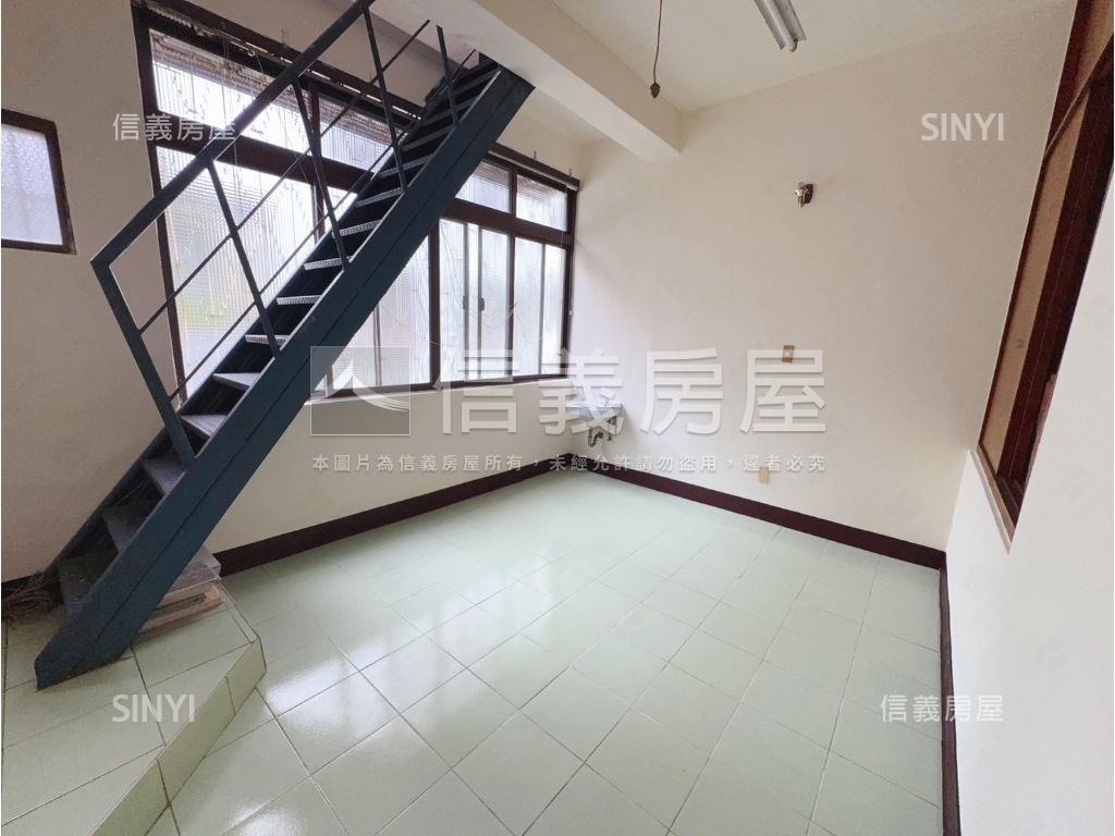前庭後院．南北座向透天房屋室內格局與周邊環境