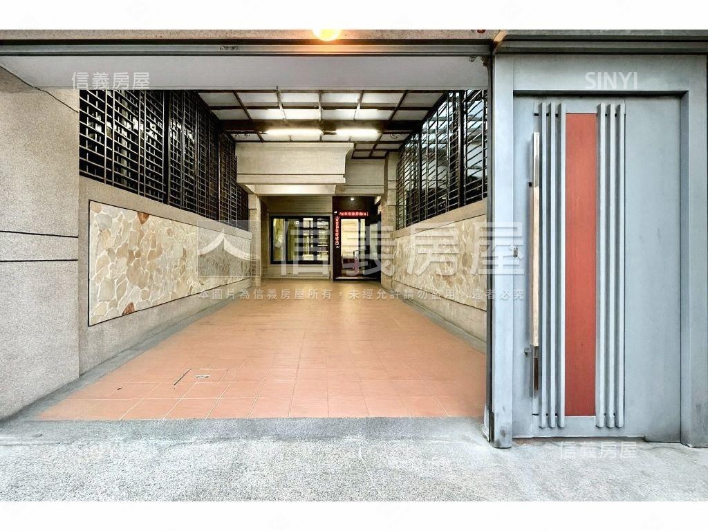 橋頭新市鎮大地坪雙車墅房屋室內格局與周邊環境