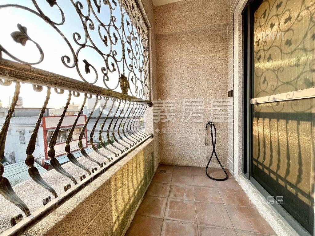 橋頭新市鎮大地坪雙車墅房屋室內格局與周邊環境