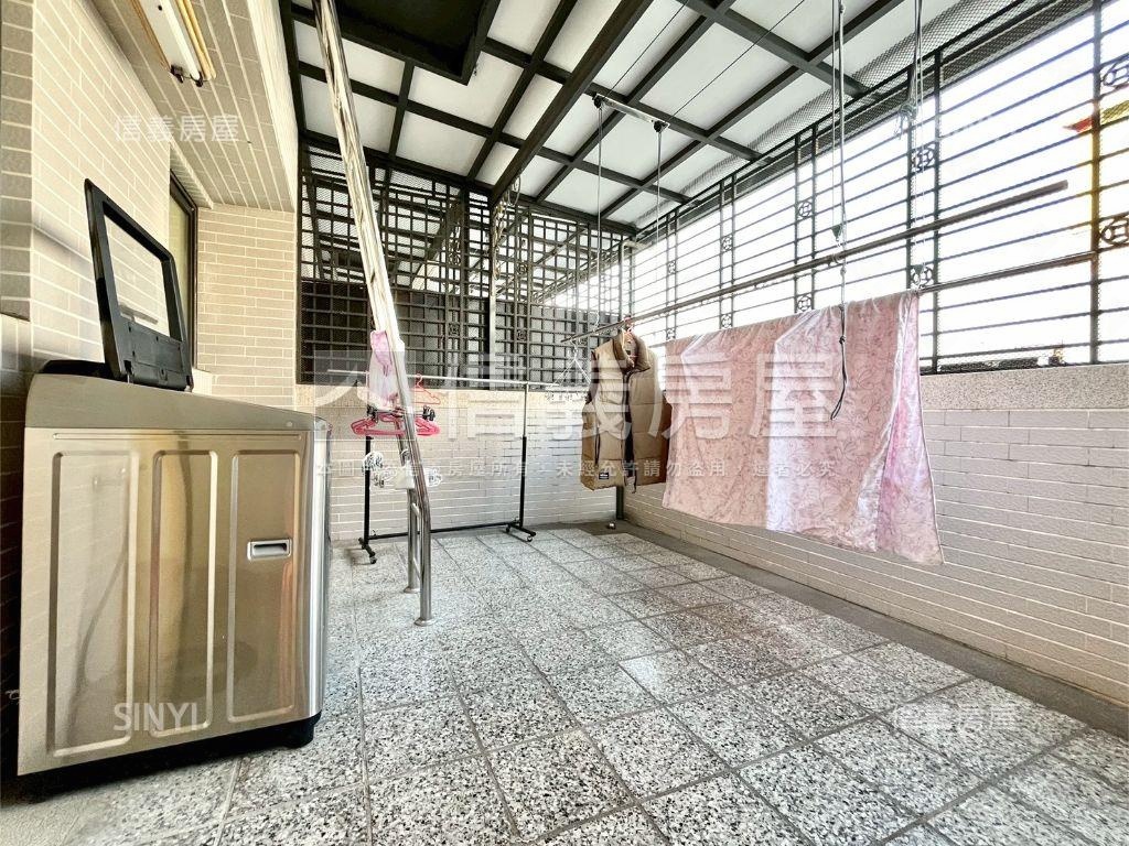 橋頭新市鎮大地坪雙車墅房屋室內格局與周邊環境