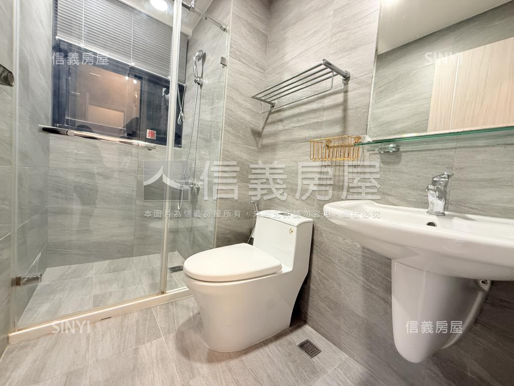 昌平榮景面公園三房車位房屋室內格局與周邊環境