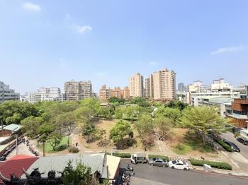 昌平榮景面公園三房車位