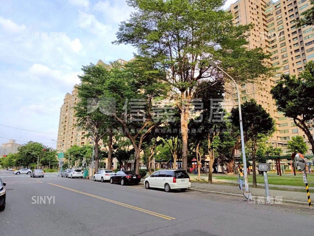 前鎮近公園機能佳優質透天房屋室內格局與周邊環境