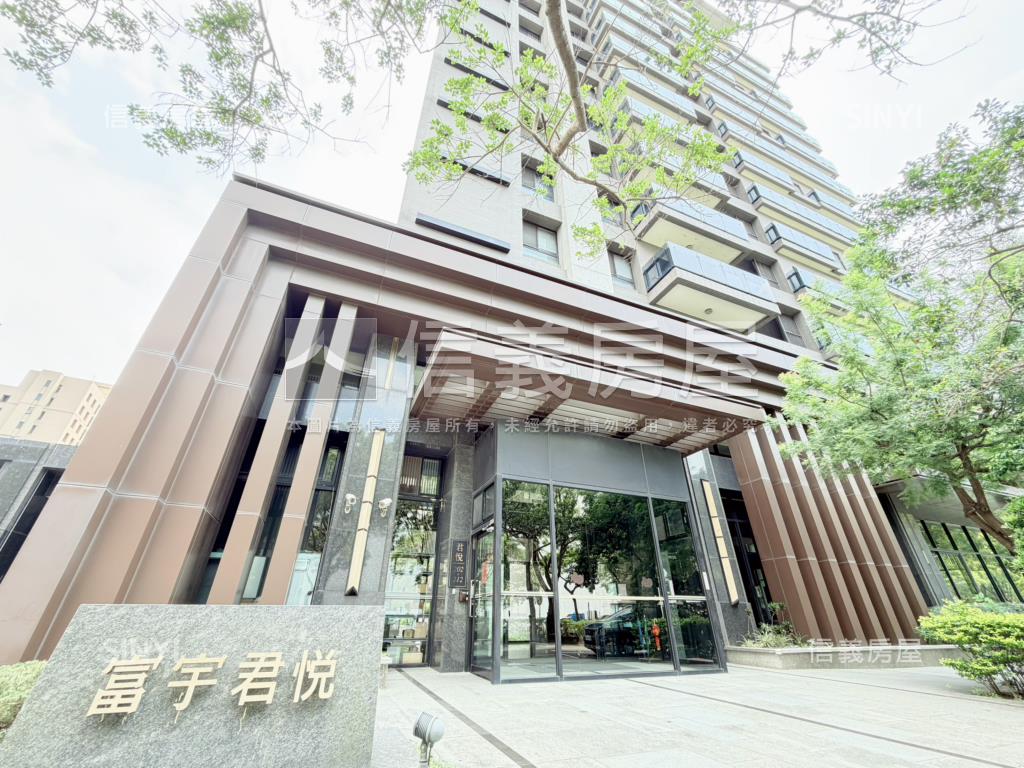高鐵富宇㊝君悅層峰寓所房屋室內格局與周邊環境