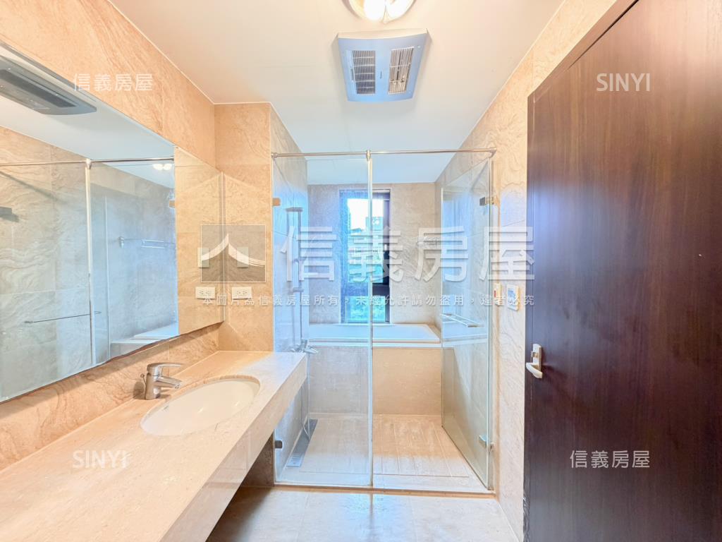 高鐵富宇㊝君悅層峰寓所房屋室內格局與周邊環境