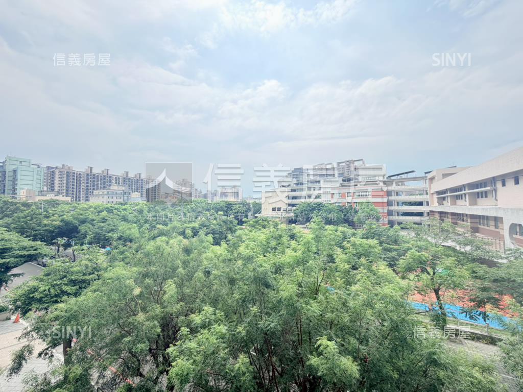 高鐵富宇㊝君悅層峰寓所房屋室內格局與周邊環境