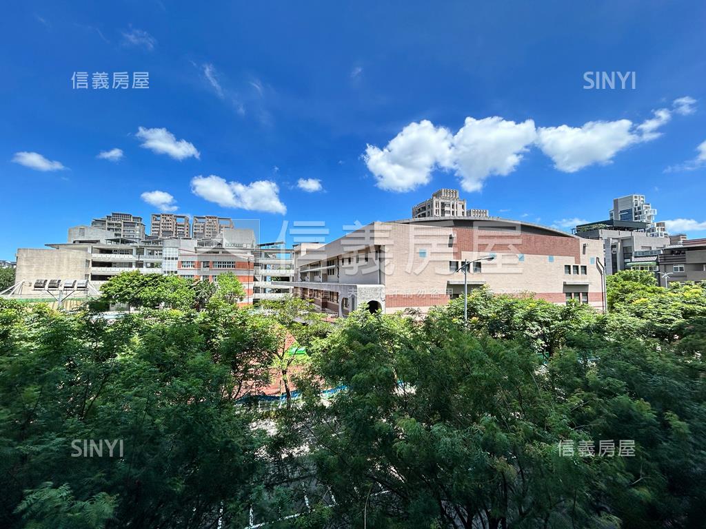高鐵富宇㊝君悅層峰寓所房屋室內格局與周邊環境