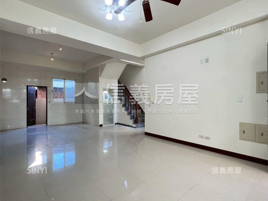 坐北朝南溫暖向陽邊間美墅房屋室內格局與周邊環境