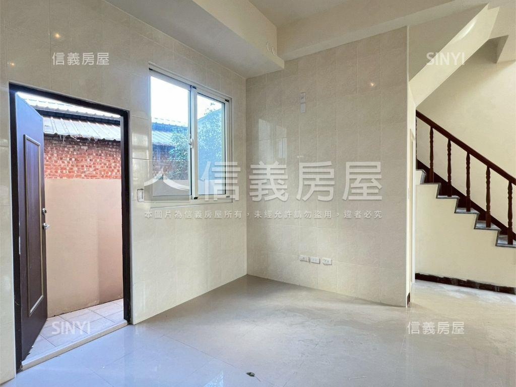 坐北朝南溫暖向陽邊間美墅房屋室內格局與周邊環境