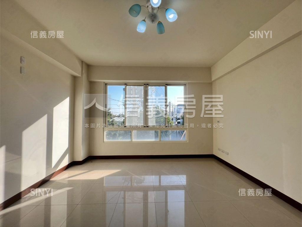 坐北朝南溫暖向陽邊間美墅房屋室內格局與周邊環境