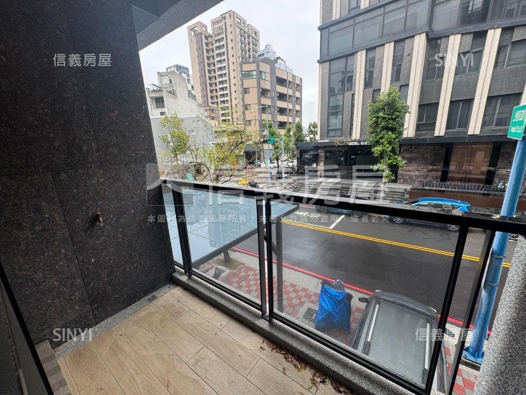 十二期電梯傳家別墅房屋室內格局與周邊環境