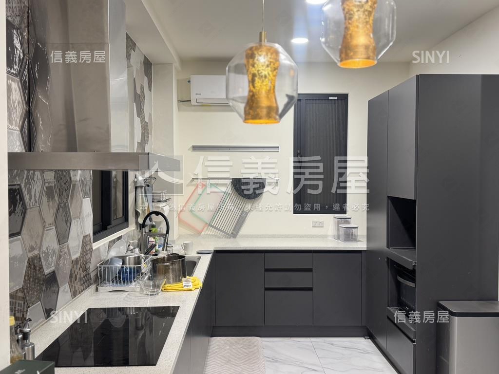 稀有海佃大坪角窗精美別墅房屋室內格局與周邊環境
