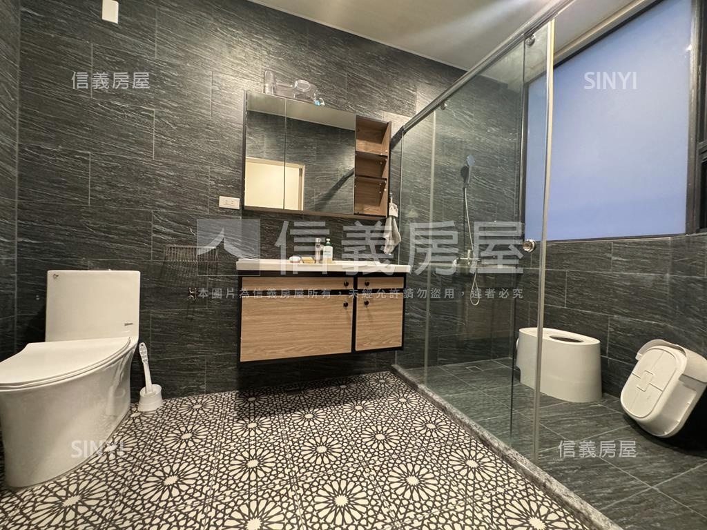 稀有海佃大坪角窗精美別墅房屋室內格局與周邊環境