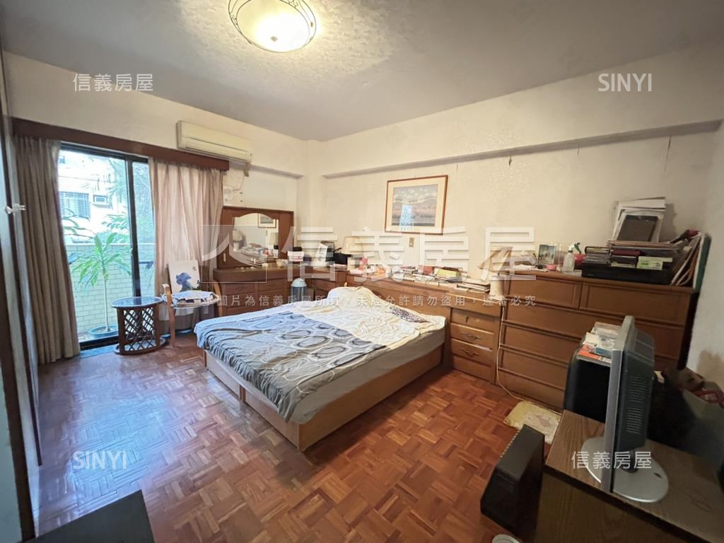 名人巷雙敦稀有電梯大三房房屋室內格局與周邊環境