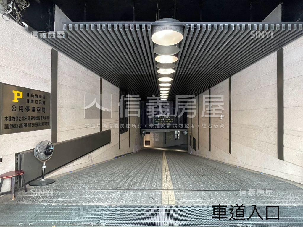 ☆鄉林京華☆松江南京車位房屋室內格局與周邊環境