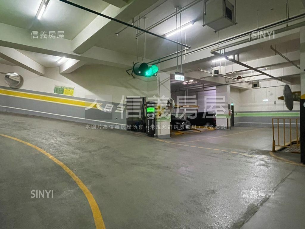 ☆鄉林京華☆松江南京車位房屋室內格局與周邊環境