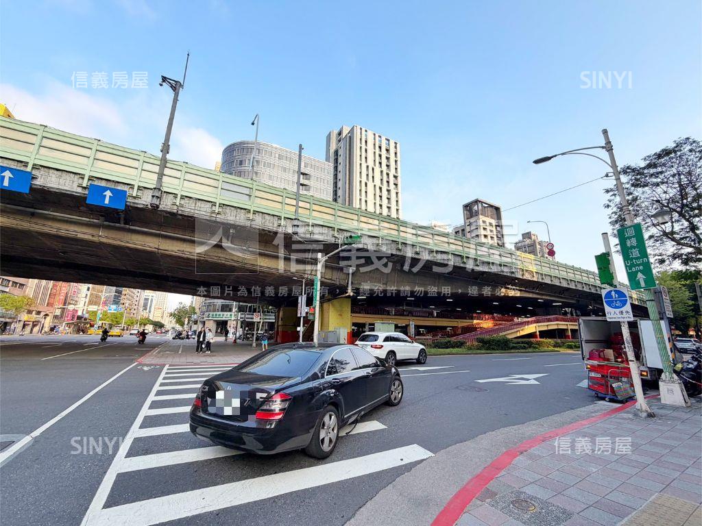 ☆鄉林京華☆松江南京車位房屋室內格局與周邊環境