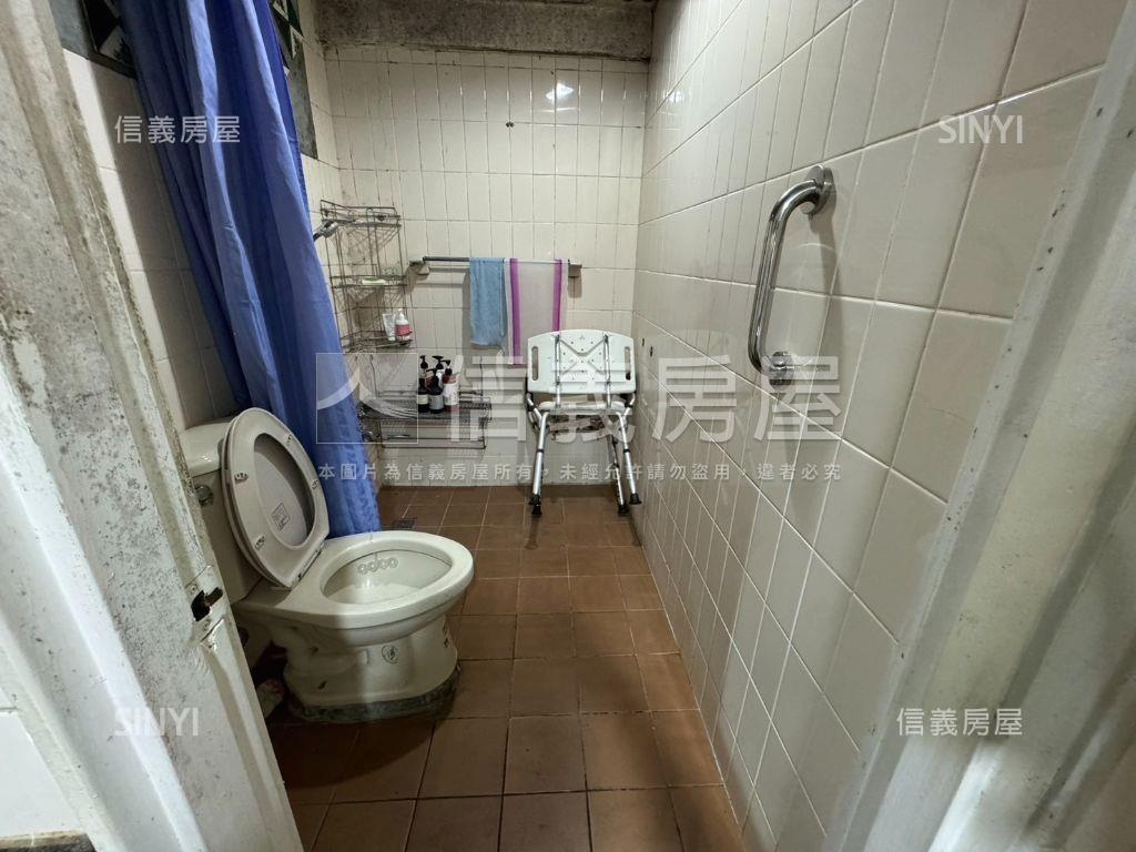 延吉街大面寬店住辦房屋室內格局與周邊環境