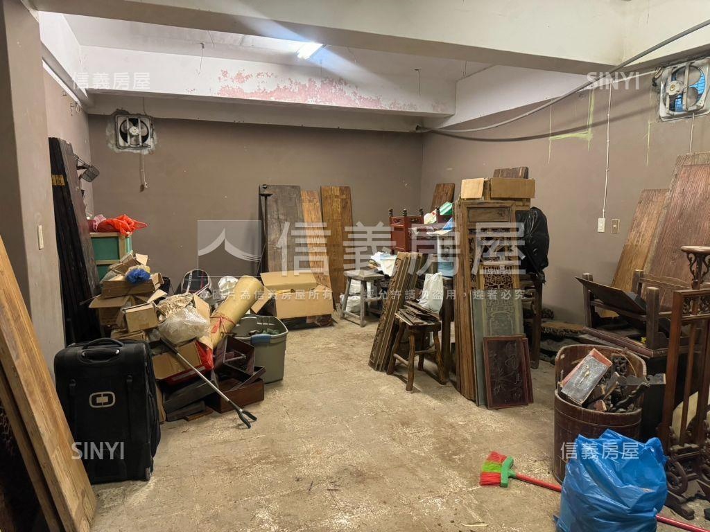 延吉街大面寬店住辦房屋室內格局與周邊環境