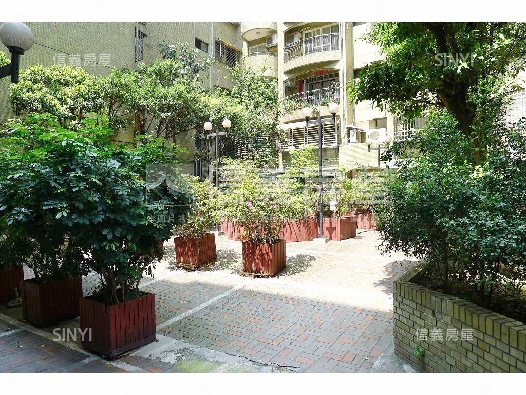延吉街大面寬店住辦房屋室內格局與周邊環境