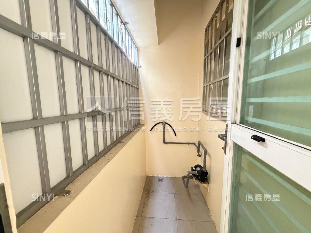 成家好選近北區朝南美車墅房屋室內格局與周邊環境