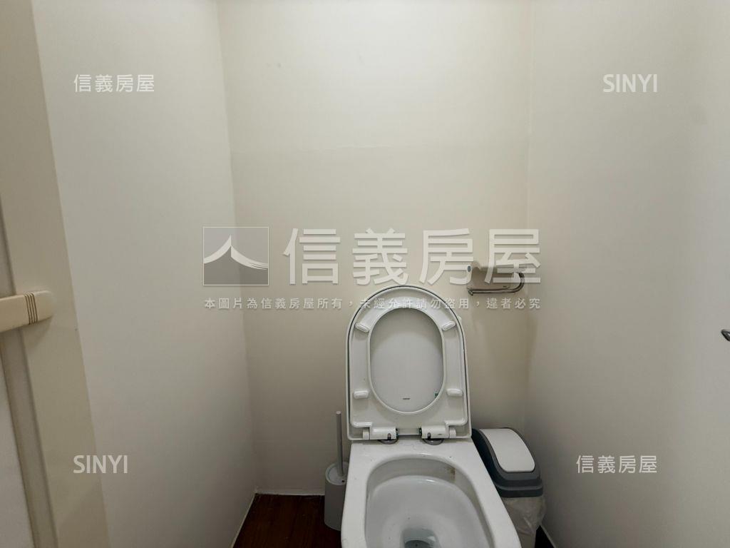 鴻金寶商圈京王美屋房屋室內格局與周邊環境