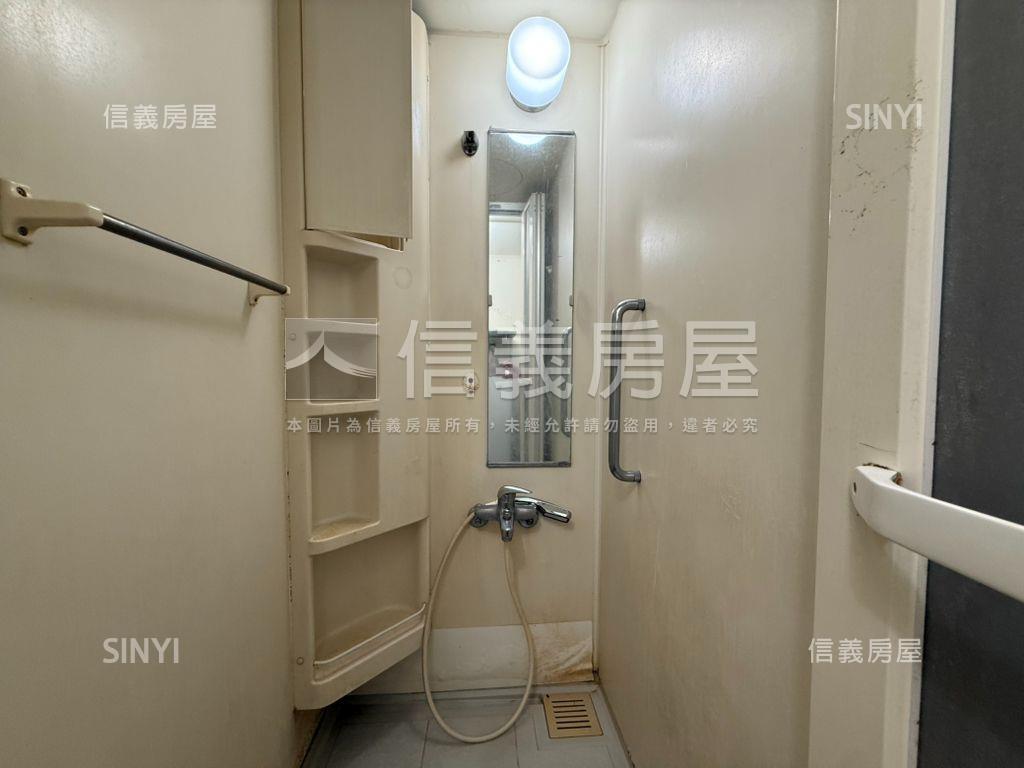 鴻金寶商圈京王美屋房屋室內格局與周邊環境