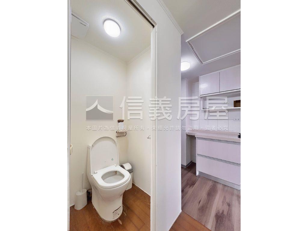 鴻金寶商圈京王美屋房屋室內格局與周邊環境