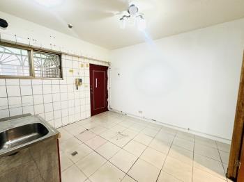 ４／２５可看電梯兩房車位