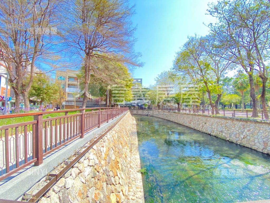 專任仁美居園道視野附平車房屋室內格局與周邊環境