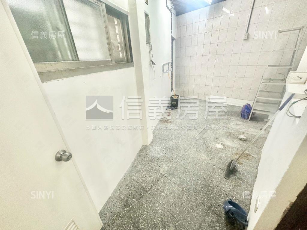 立人街面寬四米六店面房屋室內格局與周邊環境