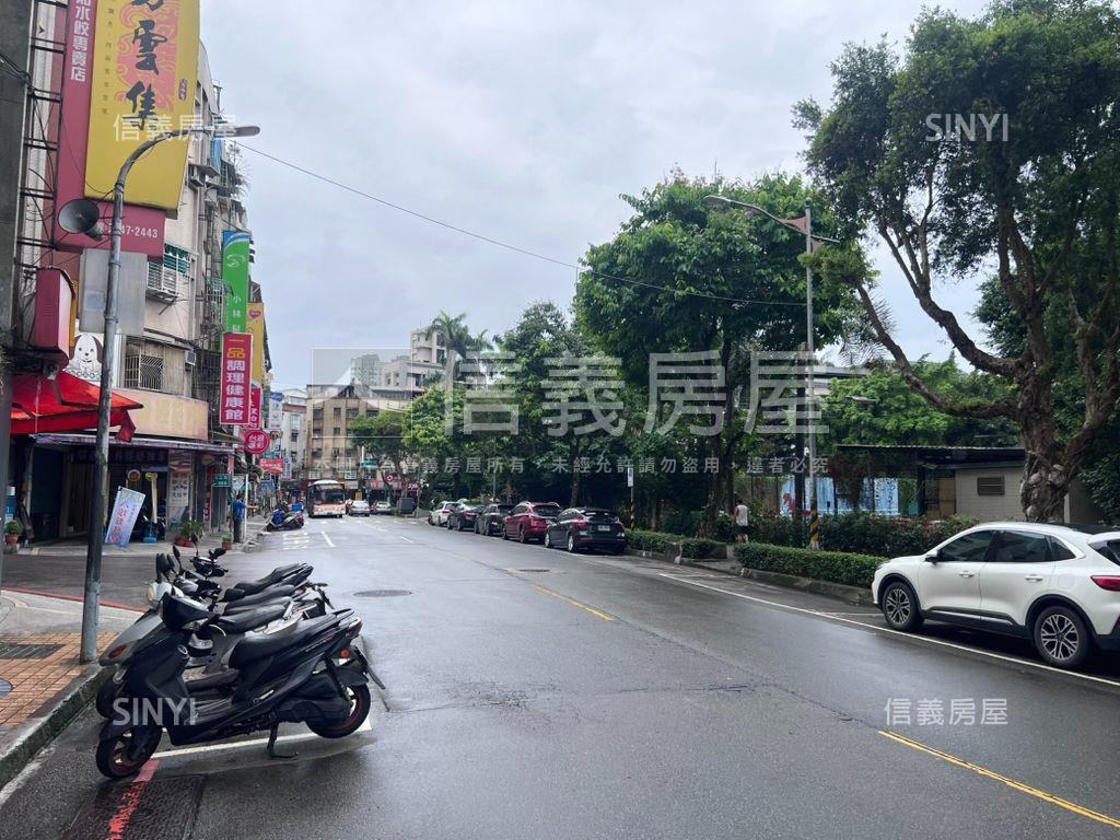 立人街面寬四米六店面房屋室內格局與周邊環境