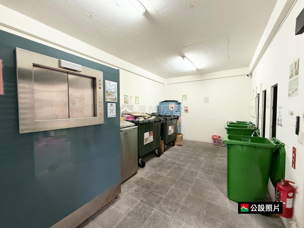 堅山樹海雙衛開窗三房雙車房屋室內格局與周邊環境