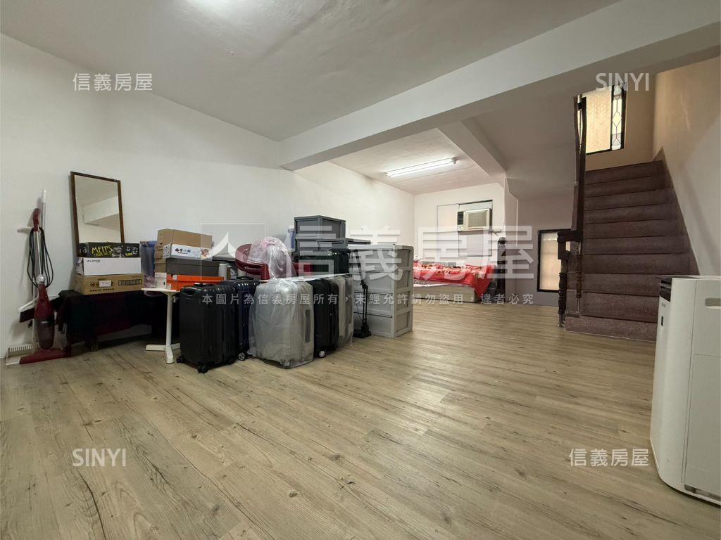 新平路臨十米路透店房屋室內格局與周邊環境