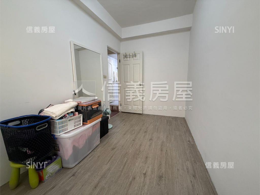 新平路臨十米路透店房屋室內格局與周邊環境