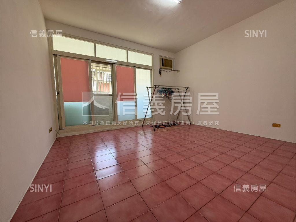 新平路臨十米路透店房屋室內格局與周邊環境
