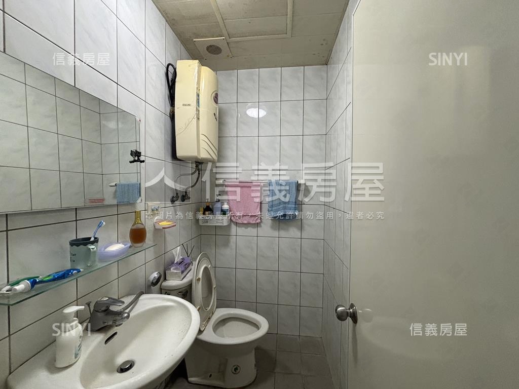 淡大菁英前面一樓房屋室內格局與周邊環境