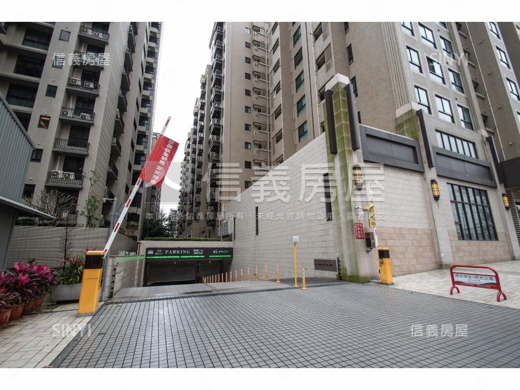Ｂ１大車位行情出售房屋室內格局與周邊環境