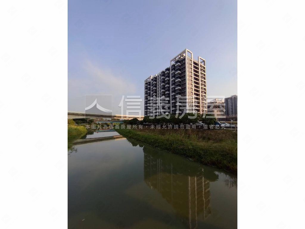 近捷運度假成家輕屋齡３房房屋室內格局與周邊環境