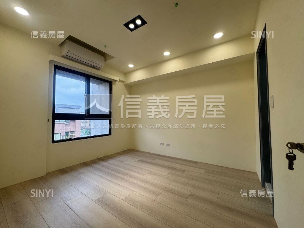 Ｌｉｆｅ高樓景觀三房平車房屋室內格局與周邊環境