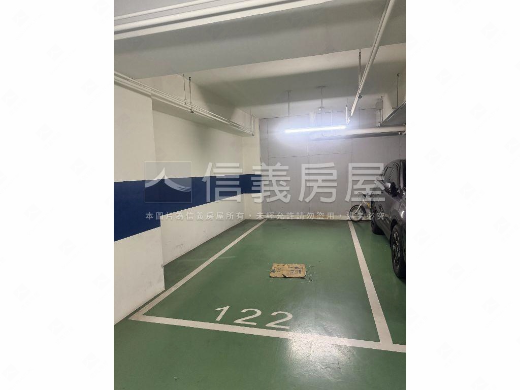 Ｌｉｆｅ高樓景觀三房平車房屋室內格局與周邊環境