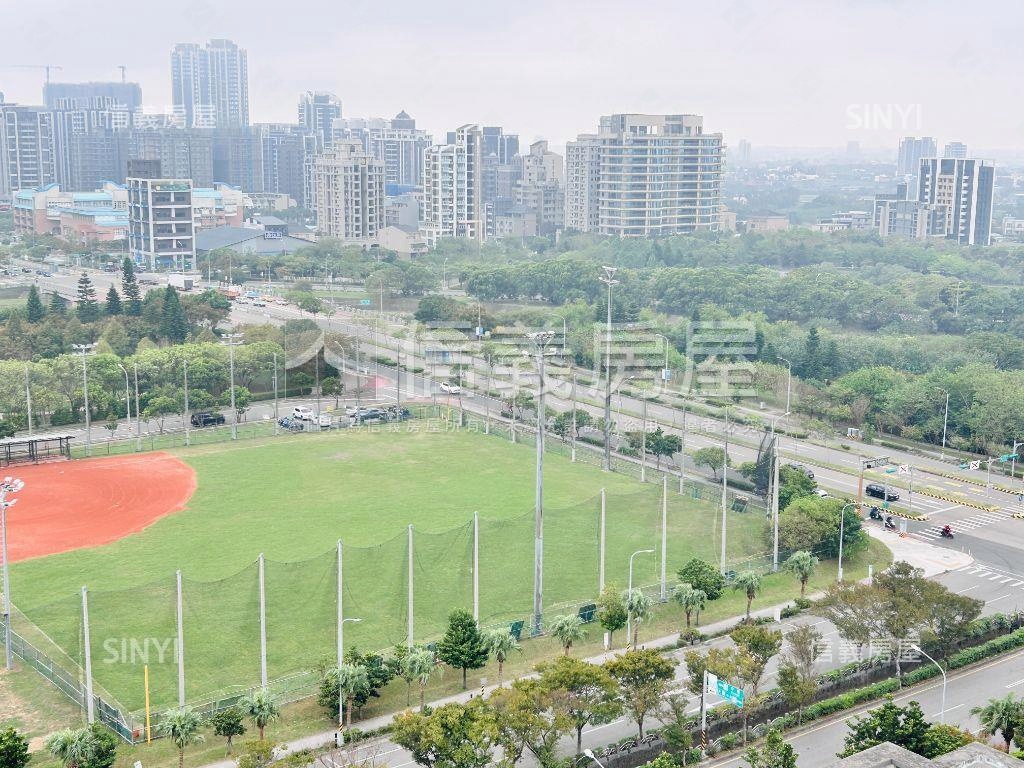 新潤Ａ１８兩房車位房屋室內格局與周邊環境