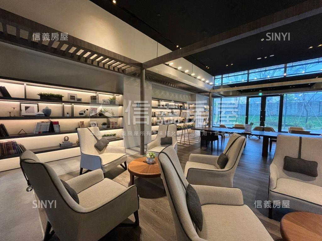 專任近華泰高樓層兩房車位房屋室內格局與周邊環境